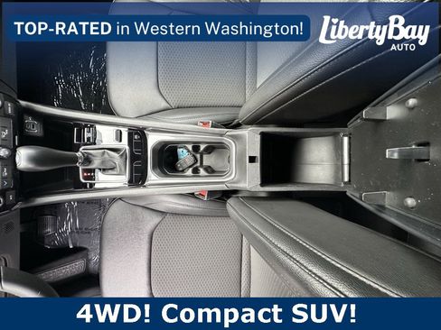 Used 2025 Jeep Compass Latitude image 12