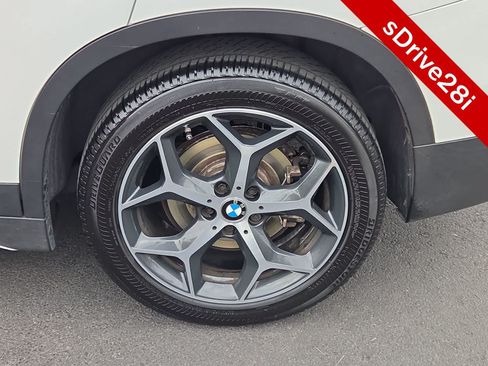 Used 2019 BMW X1 sDrive28i w/ Convenience Package FWD image 12