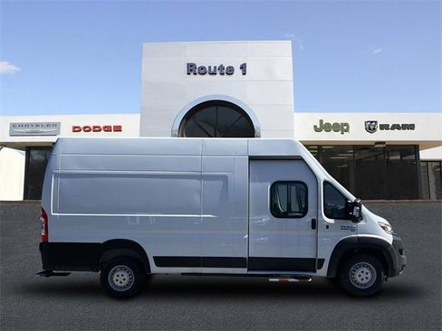 New 2024 RAM ProMaster 3500 w/ Delivery Van Package image 7