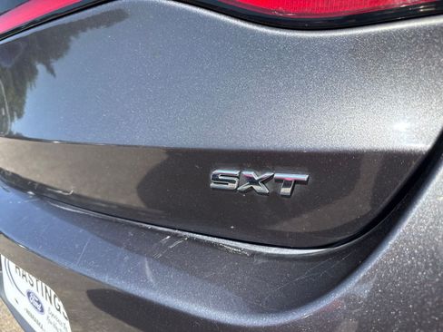 Used 2016 Dodge Dart SXT FWD image 8