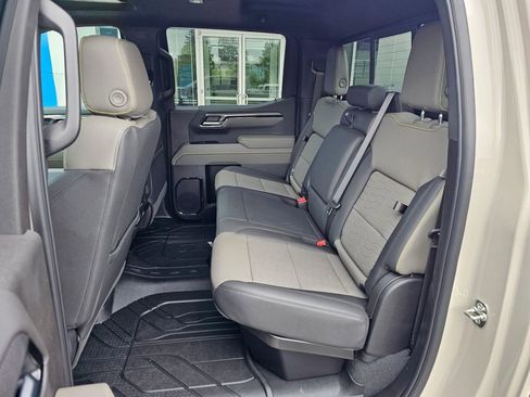 New 2026 Chevrolet Silverado 1500 ZR2 w/ LPO, Dark Essentials Package AWD/4WD image 17