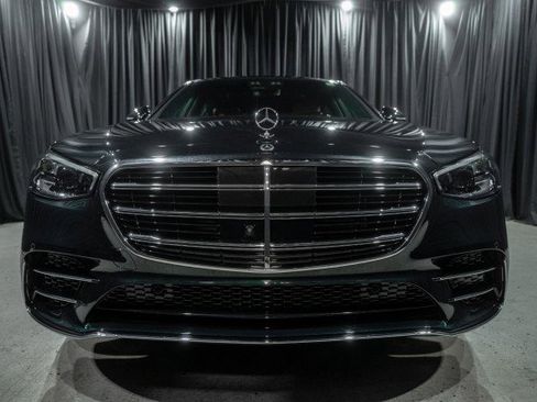 New 2026 Mercedes-Benz S 580 4MATIC Sedan image 2
