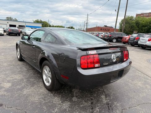 Used 2007 Ford Mustang Premium RWD image 6