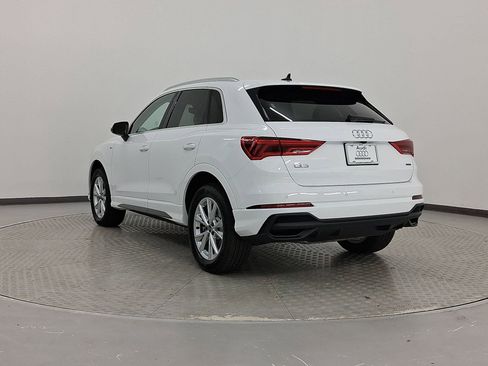 New 2025 Audi Q3 2.0T Premium w/ Convenience Package image 3