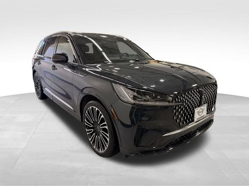 Used 2025 Lincoln Aviator Black Label AWD/4WD image 7