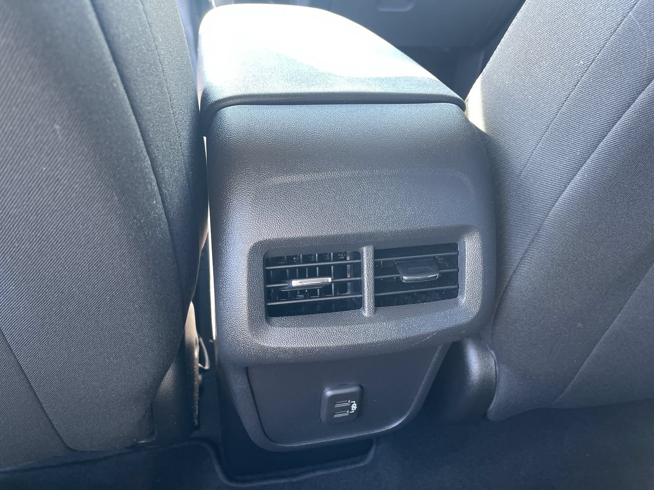 Used 2023 Chevrolet Equinox LT FWD image 21