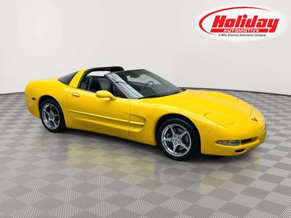 Used 2000 Chevrolet Corvette Coupe w/ Roof Pkg