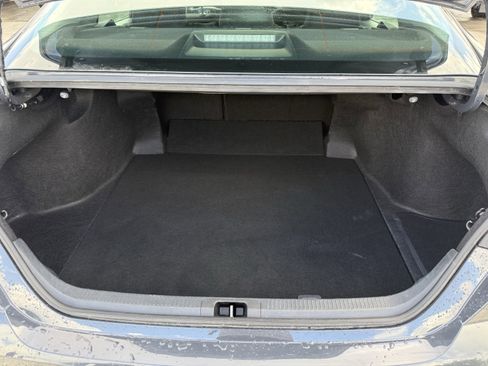 Used 2025 Toyota Camry LE image 30