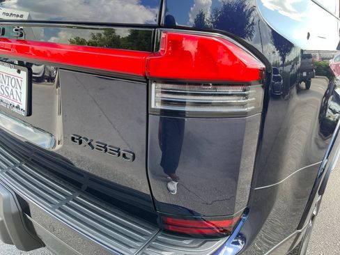 Used 2026 Lexus GX 550 w/ Accessory Package (2T) AWD/4WD image 41