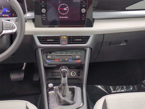 New 2026 Volkswagen Taos SE image 14