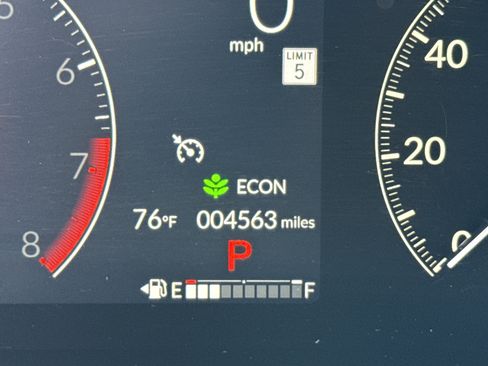 Certified 2026 Honda HR-V Sport image 22