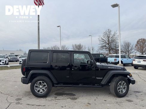 Used 2016 Jeep Wrangler Unlimited Rubicon image 9