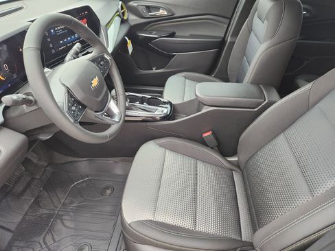 New 2026 Chevrolet Trax LT w/ Driver Confidence Package image 10