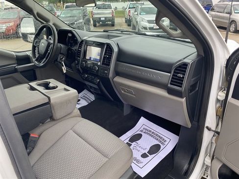 Used 2022 Ford F350 XLT AWD/4WD image 8