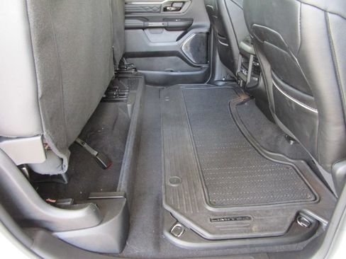 Used 2025 RAM 1500 Limited w/ Off Road Group AWD/4WD image 30