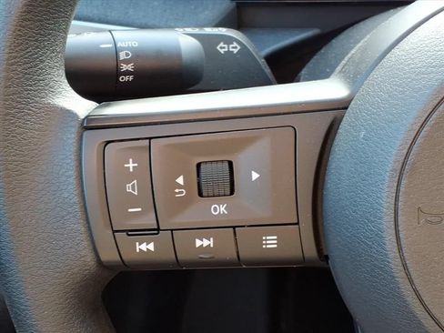 Used 2026 Nissan Kicks SV FWD image 12