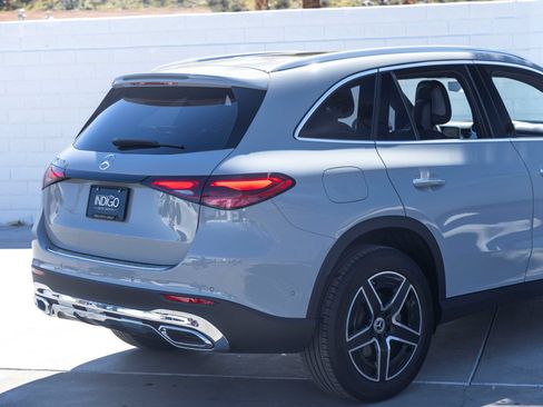 Certified 2026 Mercedes-Benz GLC 300 image 9