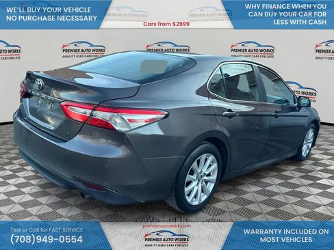Used 2018 Toyota Camry LE FWD image 4