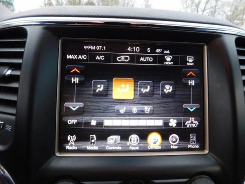 Used 2017 Jeep Grand Cherokee Limited w/ Luxury Group II image 12