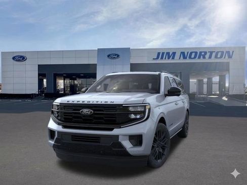New 2026 Ford Expedition Max Platinum AWD/4WD image 3
