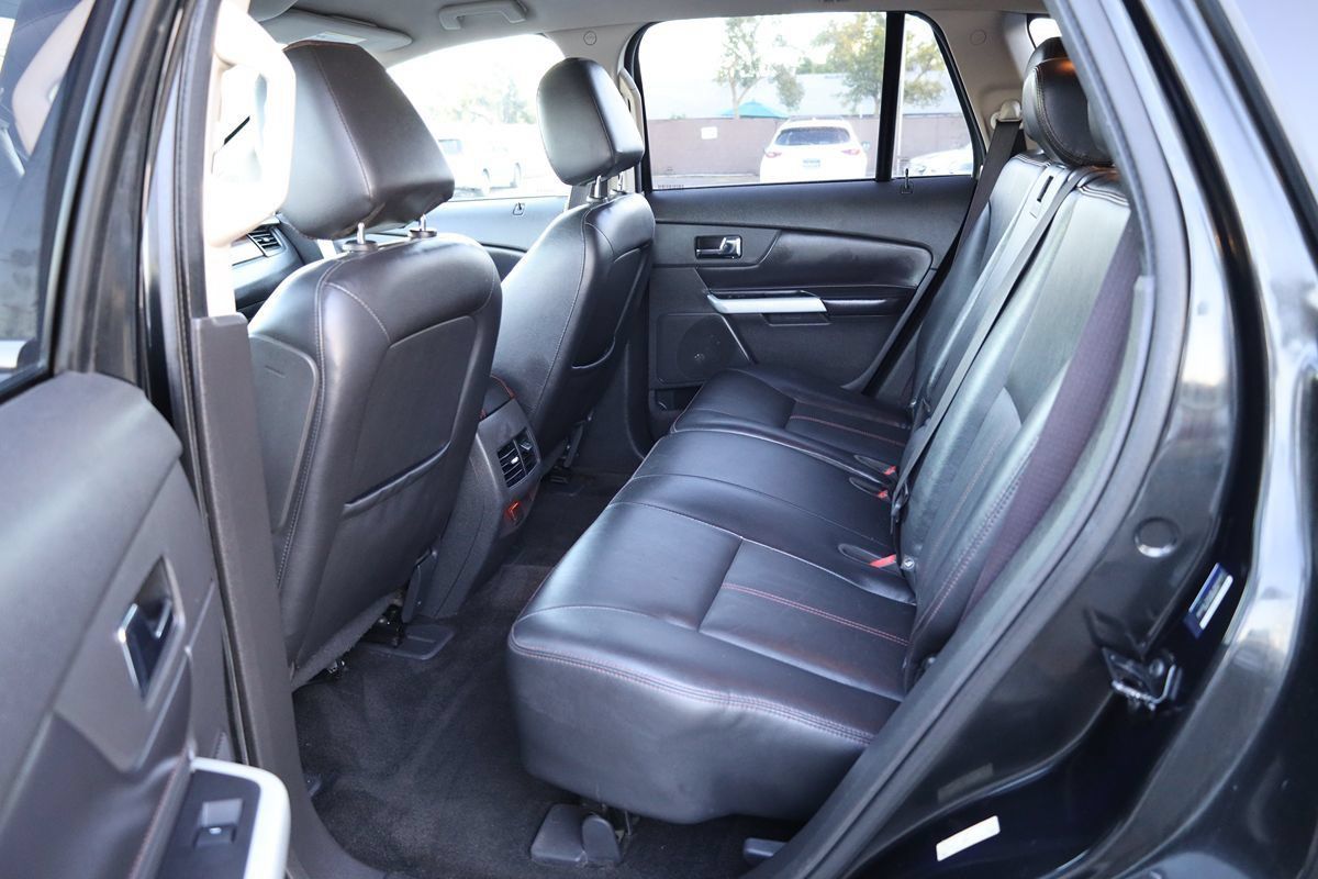 Used 2013 Ford Edge Limited FWD image 11