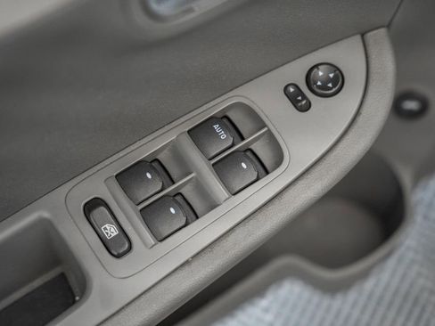Used 2010 Chevrolet Malibu LS FWD image 32