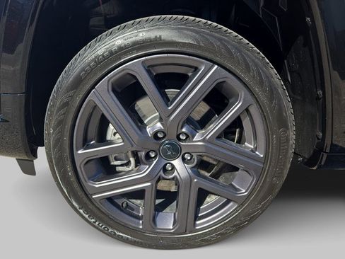 New 2025 Jeep Compass Limited w/ High Altitude Package image 33