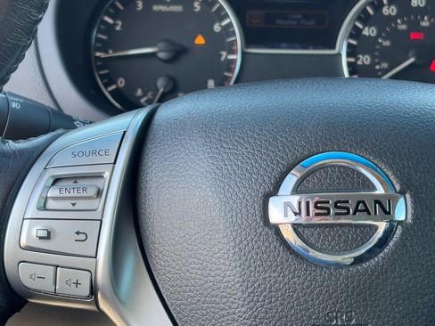 Used 2018 Nissan Altima 2.5 SV image 19