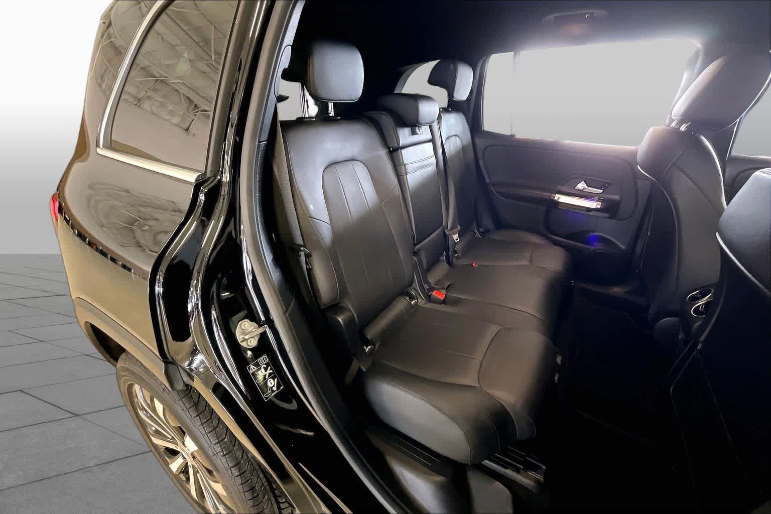 Used 2023 Mercedes-Benz GLB 250 image 17