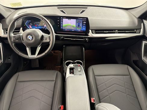 Used 2023 BMW X1 xDrive28i AWD/4WD image 16