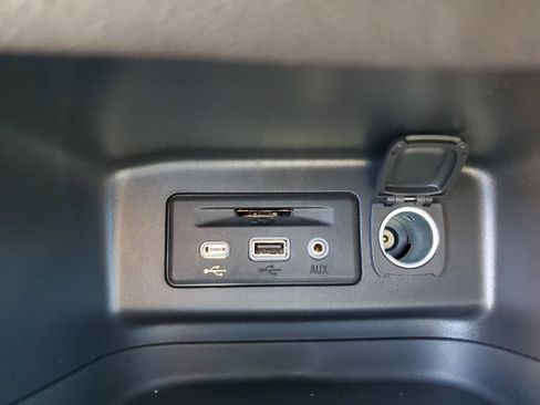 Used 2024 Chevrolet Equinox RS w/ RS Leather Package image 26