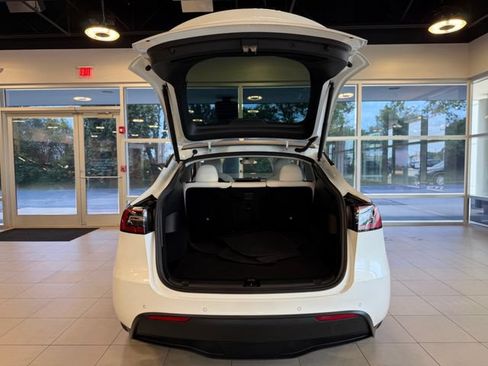 Used 2022 Tesla Model Y Performance AWD/4WD image 38