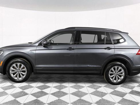 Used 2020 Volkswagen Tiguan S image 18