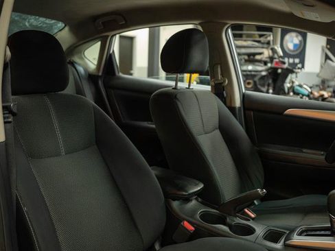 Used 2016 Nissan Sentra S image 15