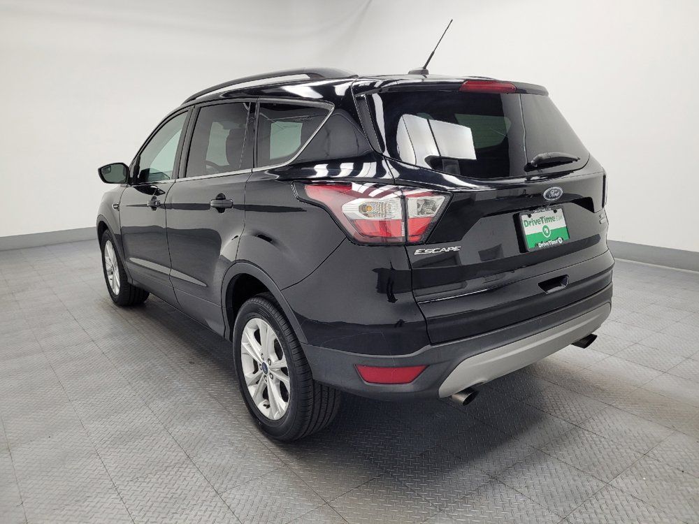Used 2018 Ford Escape SE FWD image 5