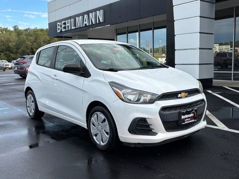 Used 2018 Chevrolet Spark LS image 2