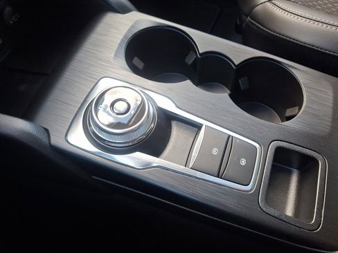 New 2025 Ford Escape SE w/ Class II Trailer Tow Package image 17