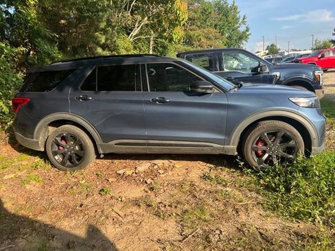 Used 2020 Ford Explorer ST w/ ST Street Pack AWD/4WD image 7
