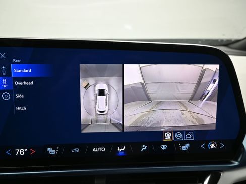 New 2026 Chevrolet Equinox EV LT AWD/4WD image 18