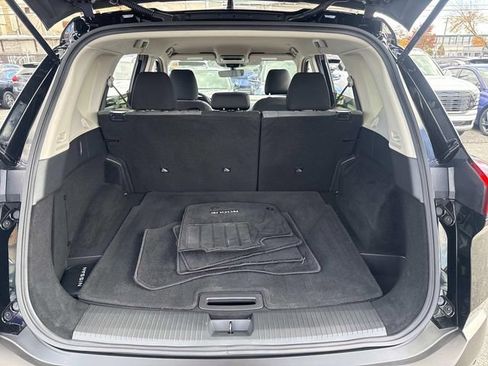 Used 2023 Nissan Rogue SV image 7
