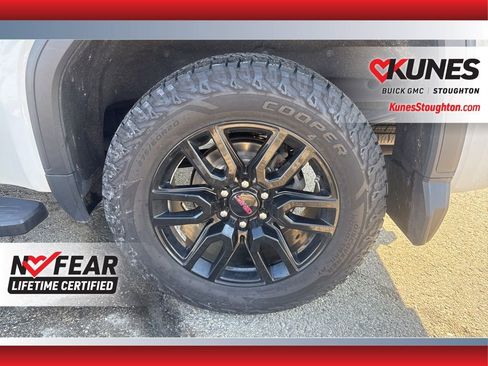 Used 2021 GMC Sierra 1500 Elevation image 18