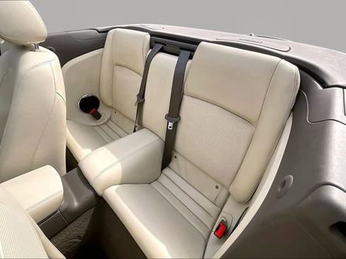 Used 2011 Jaguar XK Convertible image 16