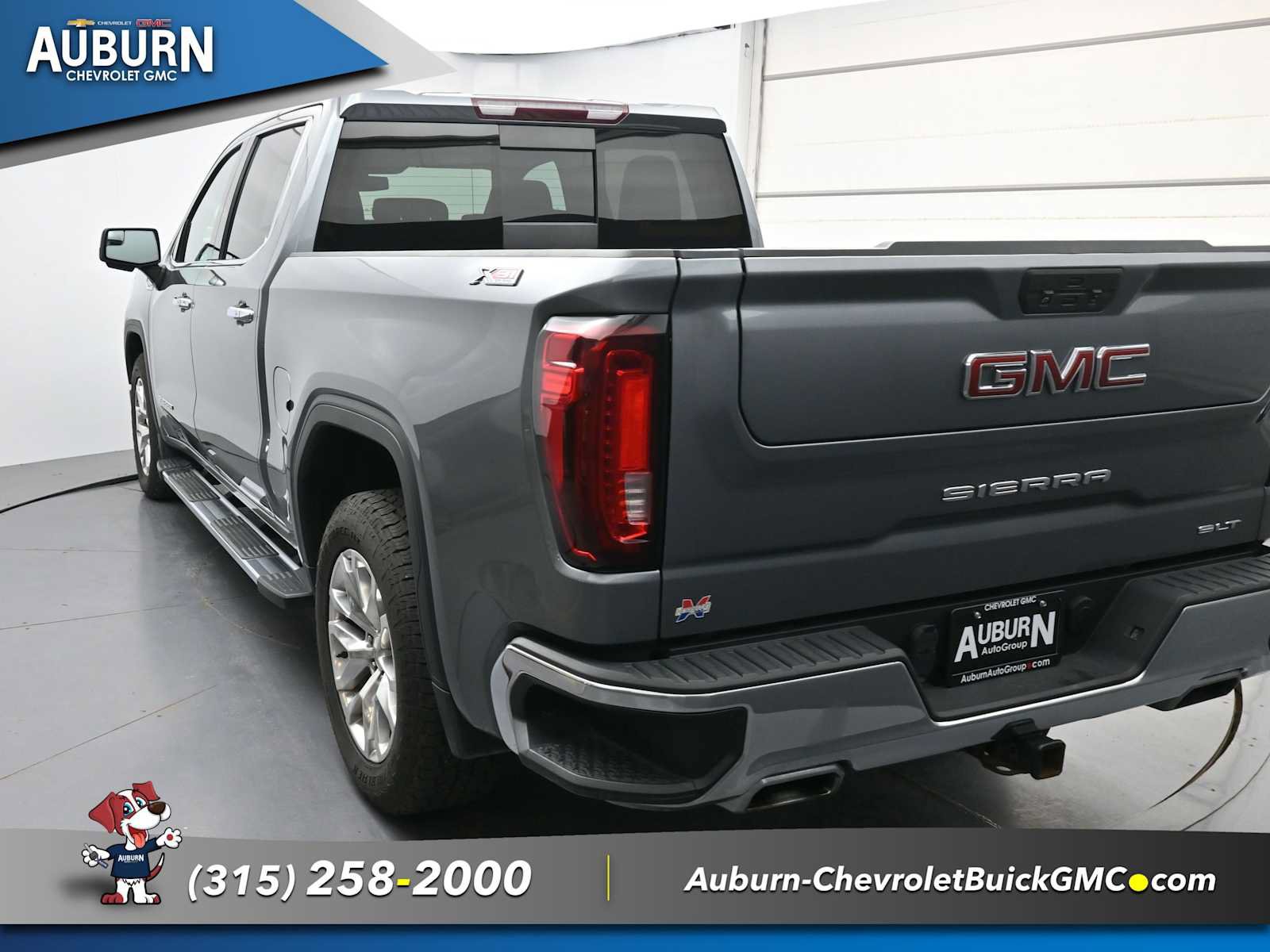 Used 2021 GMC Sierra 1500 SLT w/ SLT Premium Package AWD/4WD image 16