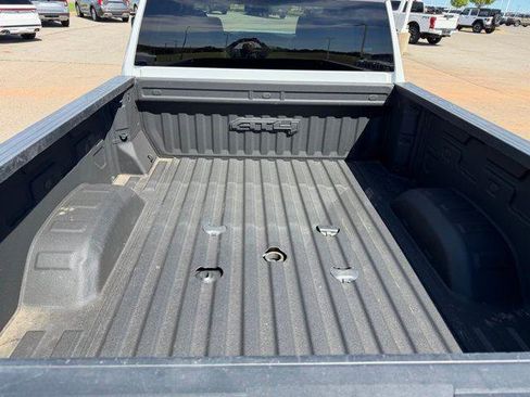 Used 2022 GMC Sierra 2500 AT4 w/ Gooseneck/5TH Wheel Package image 7