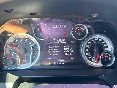 Used 2015 RAM 2500 SLT w/ Luxury Group AWD/4WD image 15