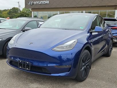 Used 2024 Tesla Model Y 2WD