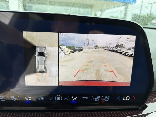 New 2026 Chevrolet Traverse RS FWD image 18