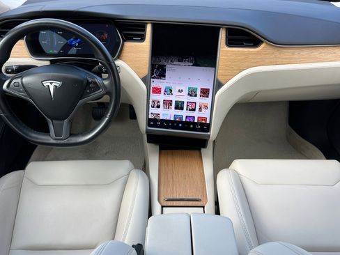 Used 2019 Tesla Model S 75D image 13