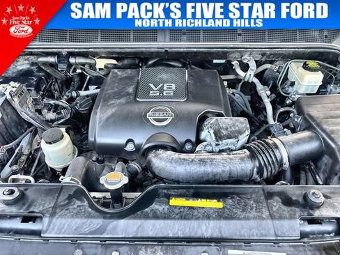 Used 2015 Nissan Titan SV w/ SV Value Truck Package RWD image 34