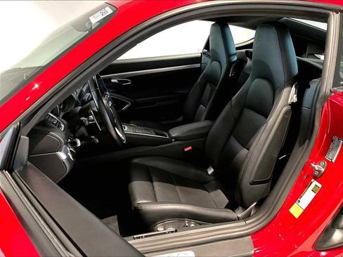 Used 2024 Porsche 718 Cayman GTS image 8